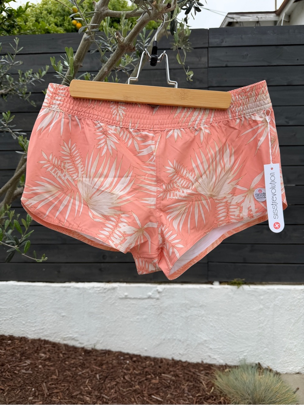 SisstrEvolution Sweet Sol Pull-On BOARD Beach Shorts Pink Palm New NWT Size SM